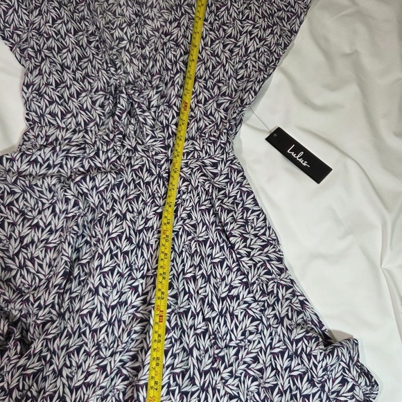 Lulu's Dondi Navy Blue and White Print Romper - Picture 4 of 9